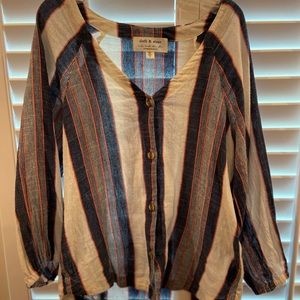 Cloth and Stone button down top
